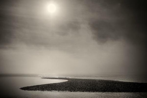 Sun Fog and a Sandbank (%!s(<nil>)) - 