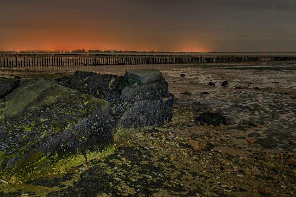 East Mersea beach before dawn (%!s(<nil>)) - 