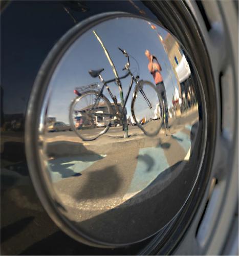 Wheel hub reflections Roscoff (%!s(<nil>)) - 