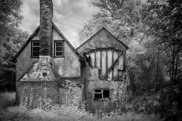 Twin Gabled Cottage (%!s(<nil>)) - 