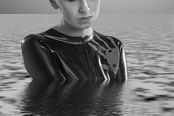 Woman in a Wetsuit (%!s(<nil>)) - 