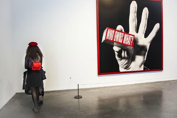 Red and Back in the Tate Modern (%!s(<nil>)) - 