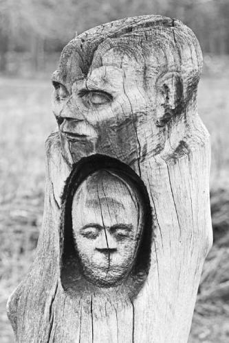 Tree Trunk Sculpture (%!s(<nil>)) -