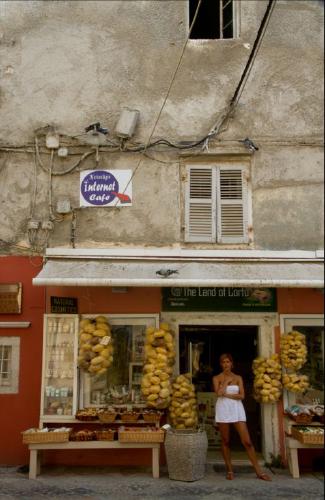 Girl at Internet Cafe (%!s(<nil>)) -